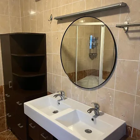 Hanka Apartment *